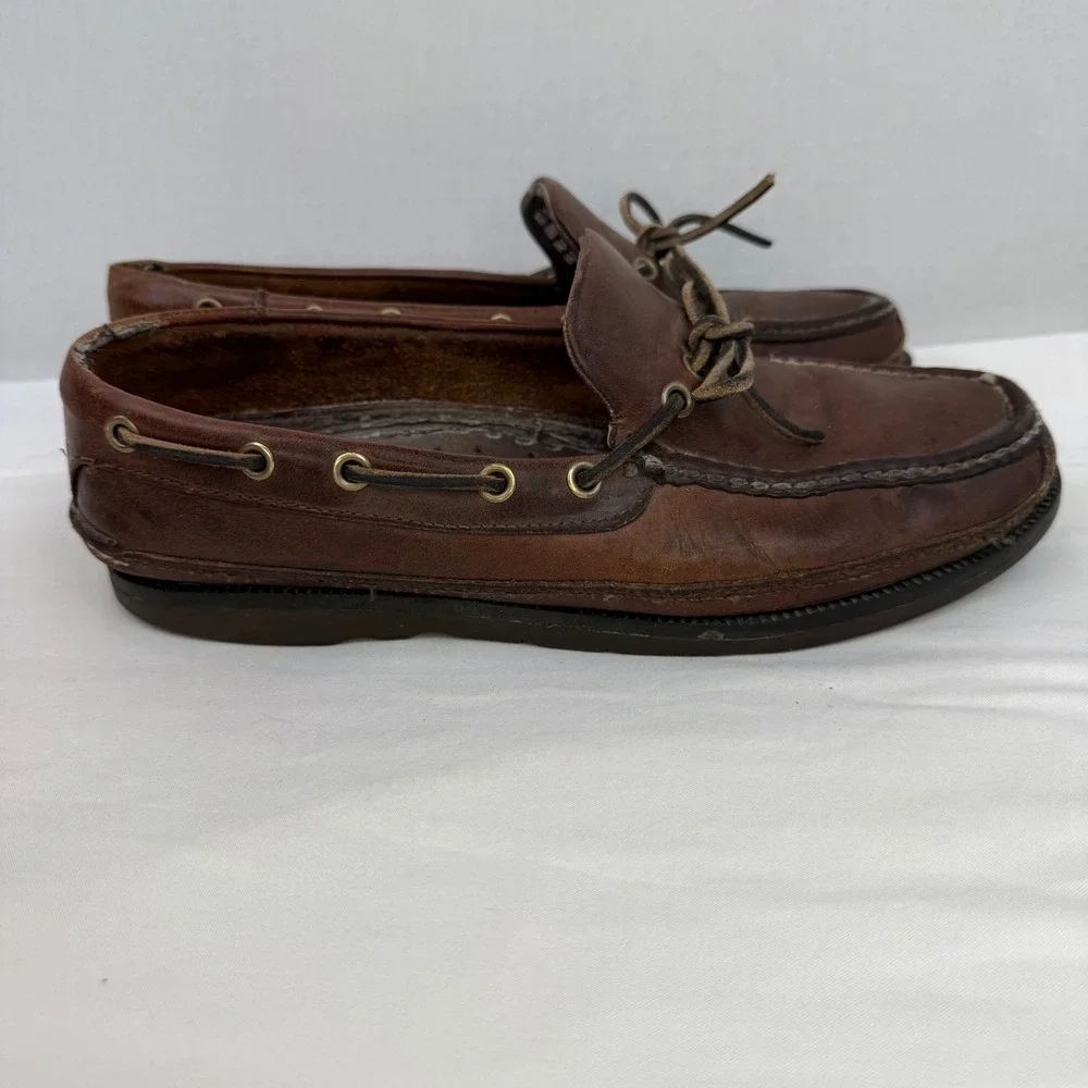 Cabelas Mens Brown Leather Boat Shoes Vibram Sole 10D 82-2286 Loafers